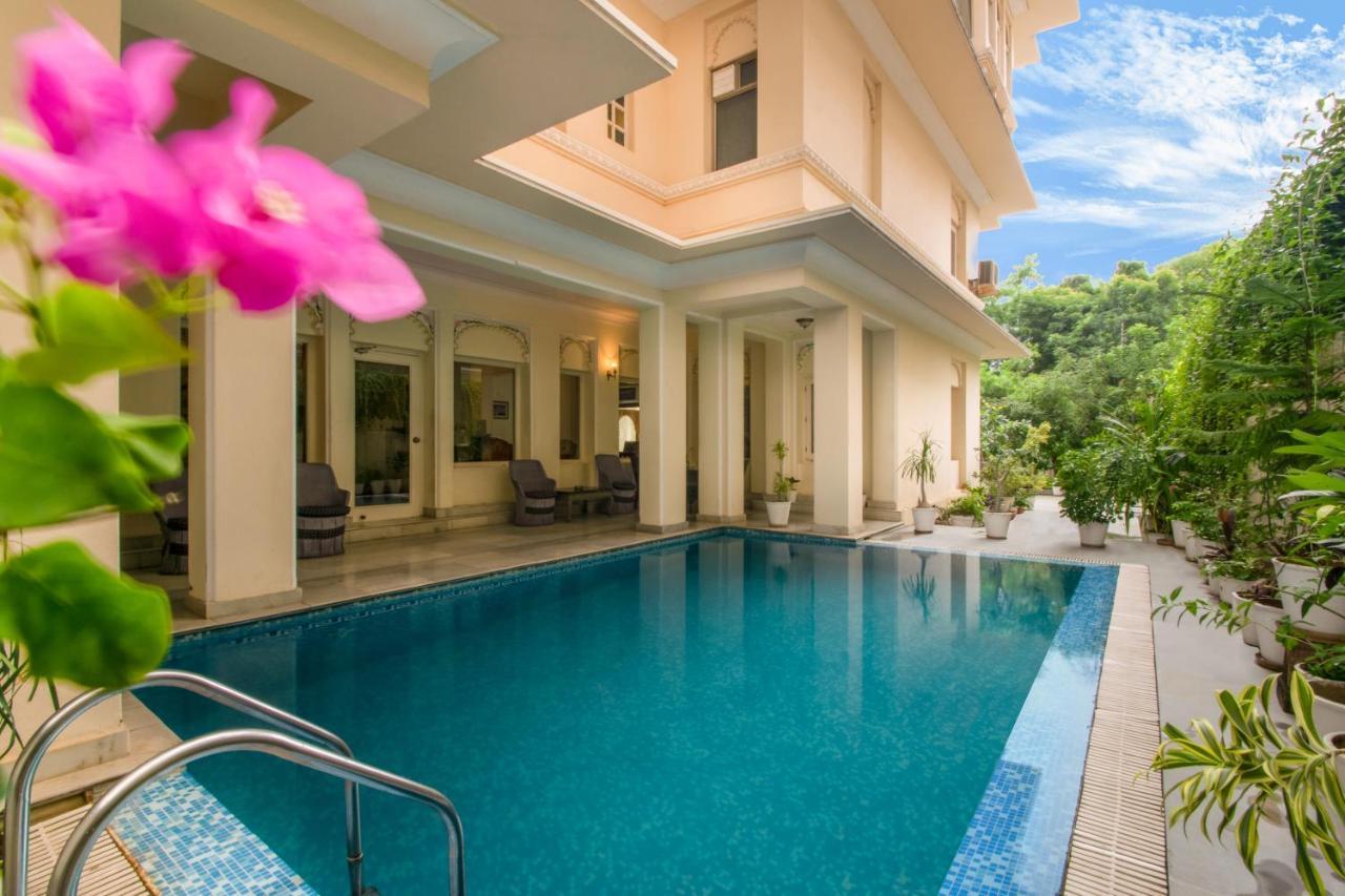 Akshay Niwas Boutique Luxury Hotel Удайпур Екстериор снимка