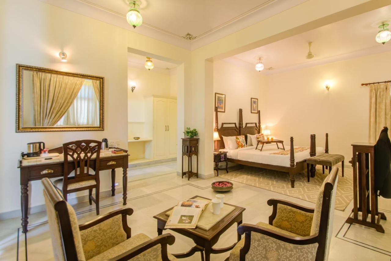 Akshay Niwas Boutique Luxury Hotel Удайпур Екстериор снимка