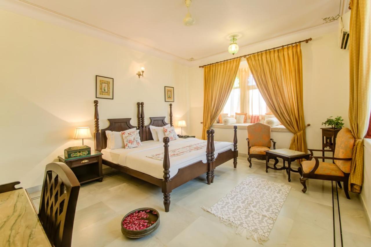 Akshay Niwas Boutique Luxury Hotel Удайпур Екстериор снимка