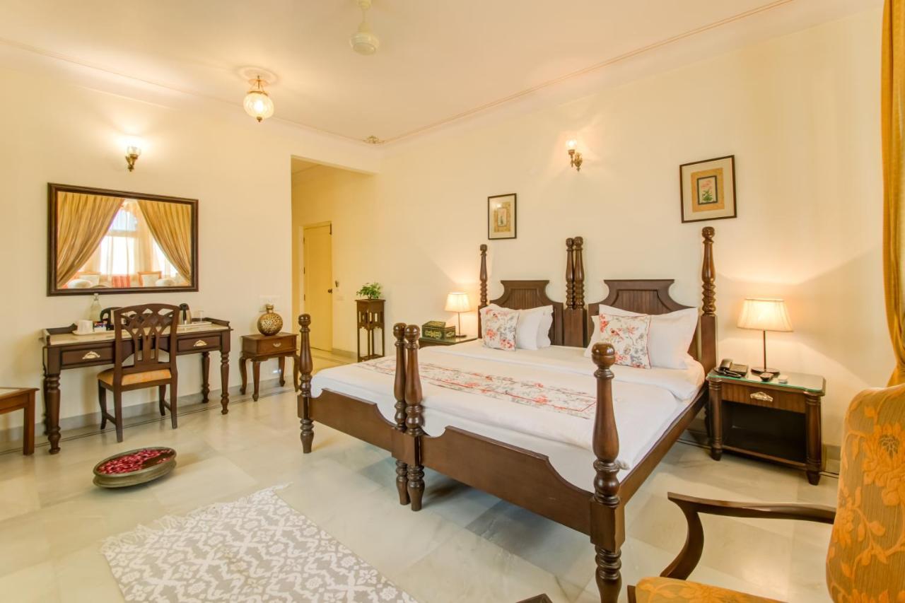 Akshay Niwas Boutique Luxury Hotel Удайпур Екстериор снимка