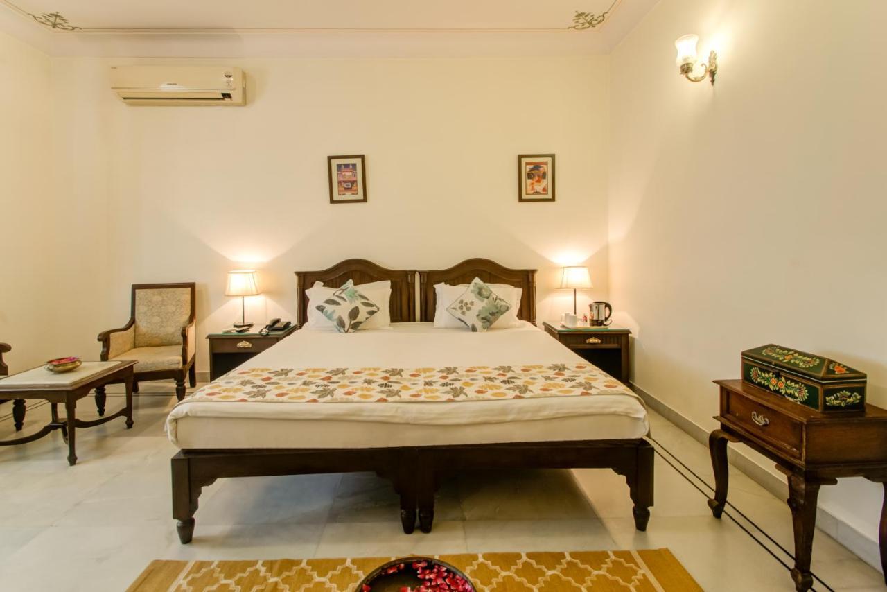 Akshay Niwas Boutique Luxury Hotel Удайпур Екстериор снимка