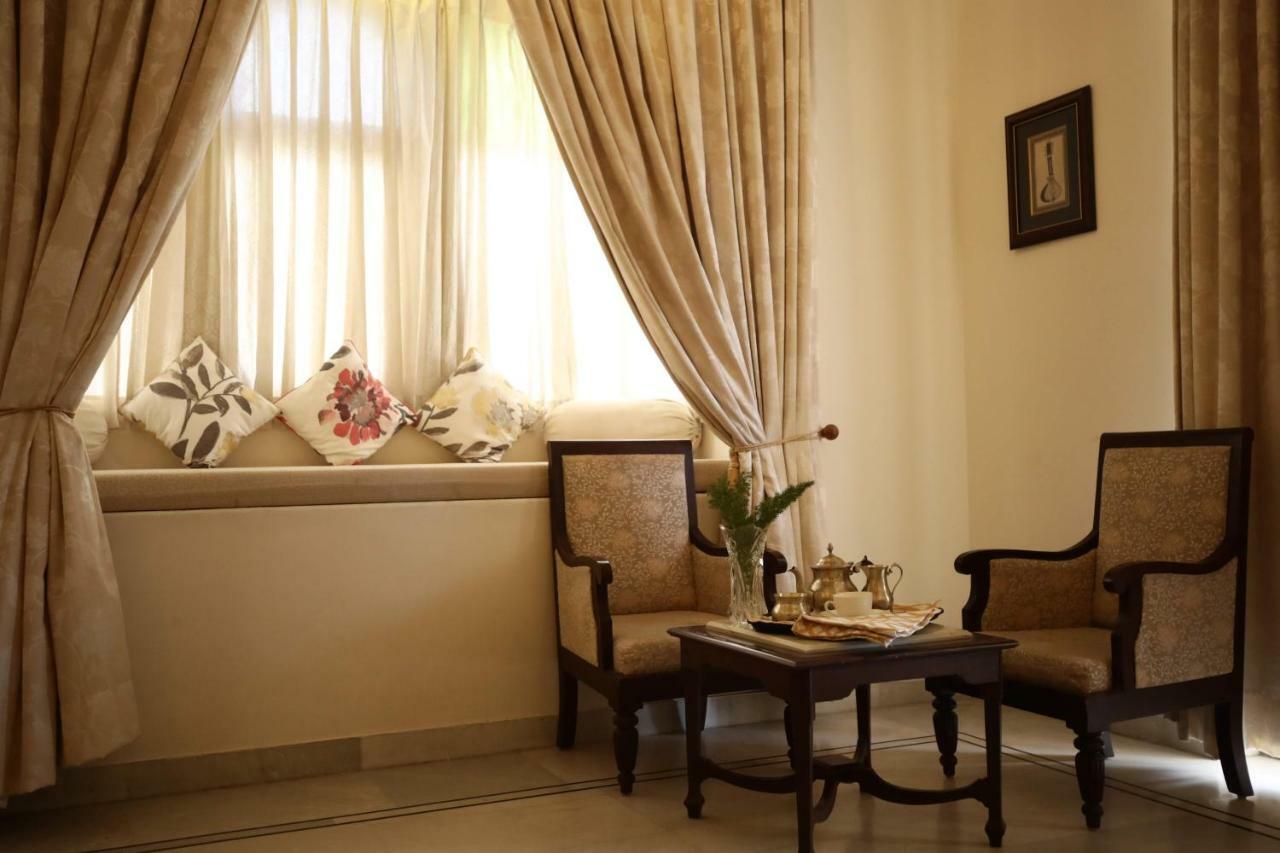 Akshay Niwas Boutique Luxury Hotel Удайпур Екстериор снимка